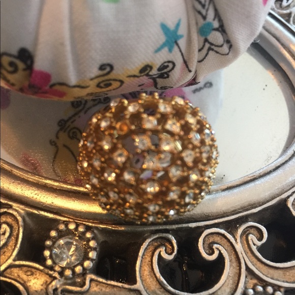 Fashion Ring, multiple stones,  gold tone, size 7 - Picture 4 of 4